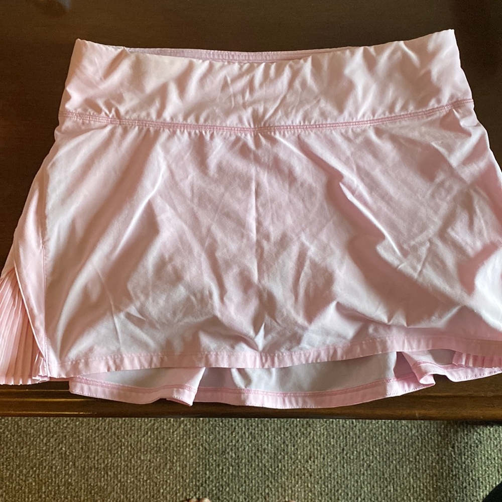Pink lululemon tennis / golf skirt